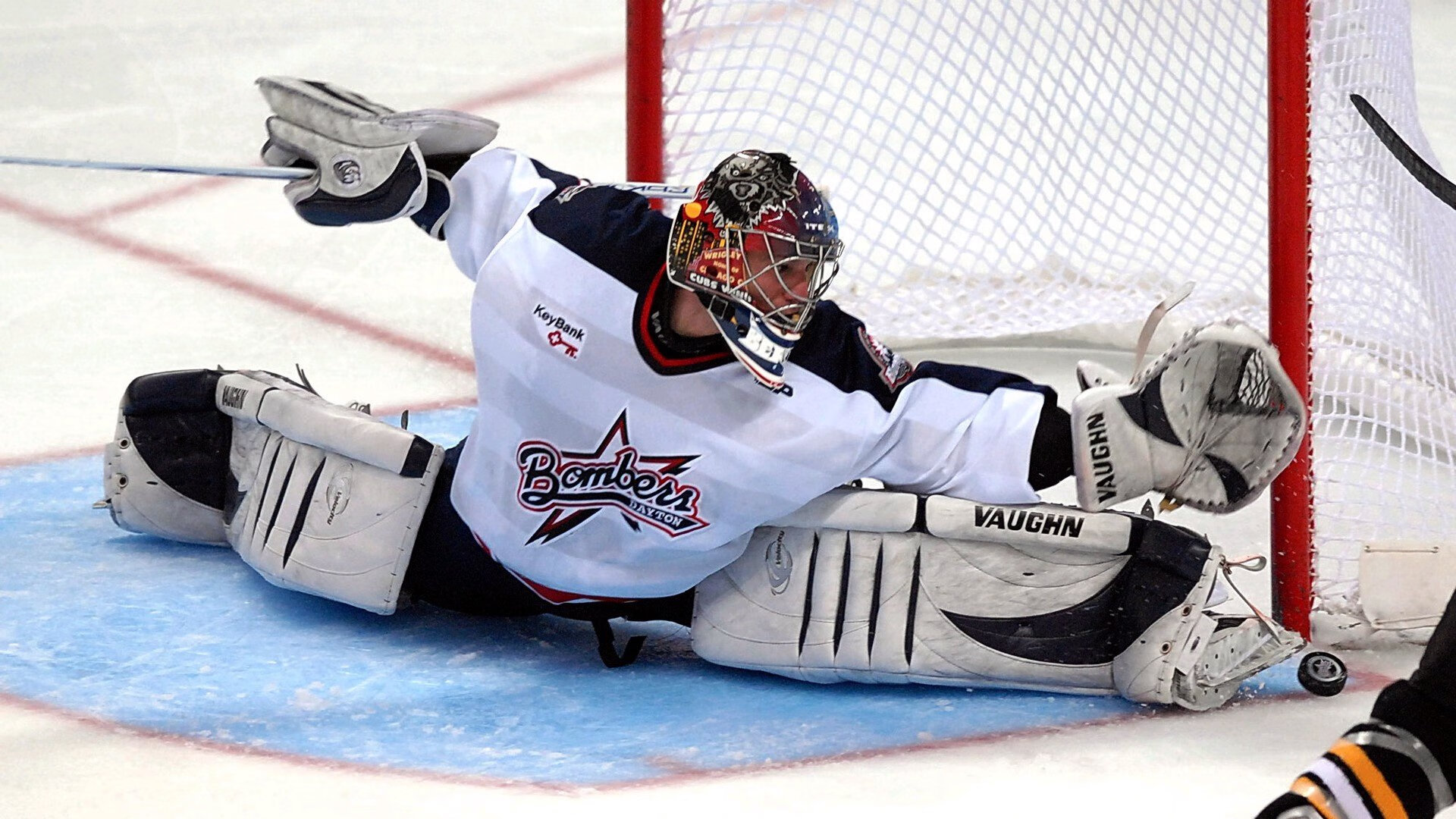 惊爆！C罗身披波兰战袍，世界杯头名战上演帽子戏法，乌兹别克斯坦惨遭完胜